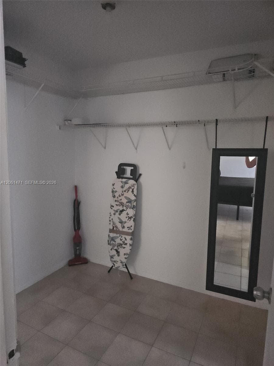 615 NE 4th St # 1, Hallandale Beach, FL 33009 photo 5