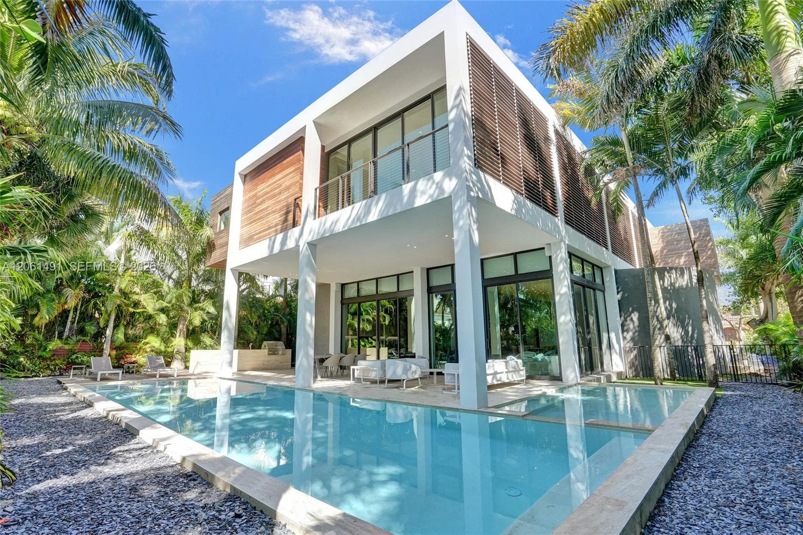 Listing