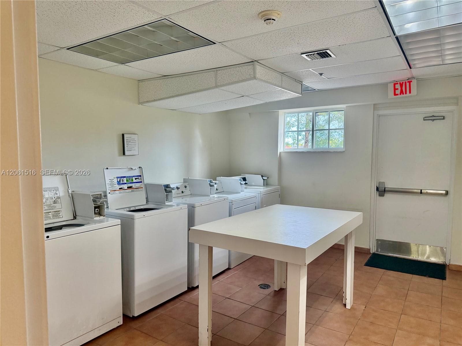 601 SW 37th Ave # 303, Miami, FL 33135 photo 5