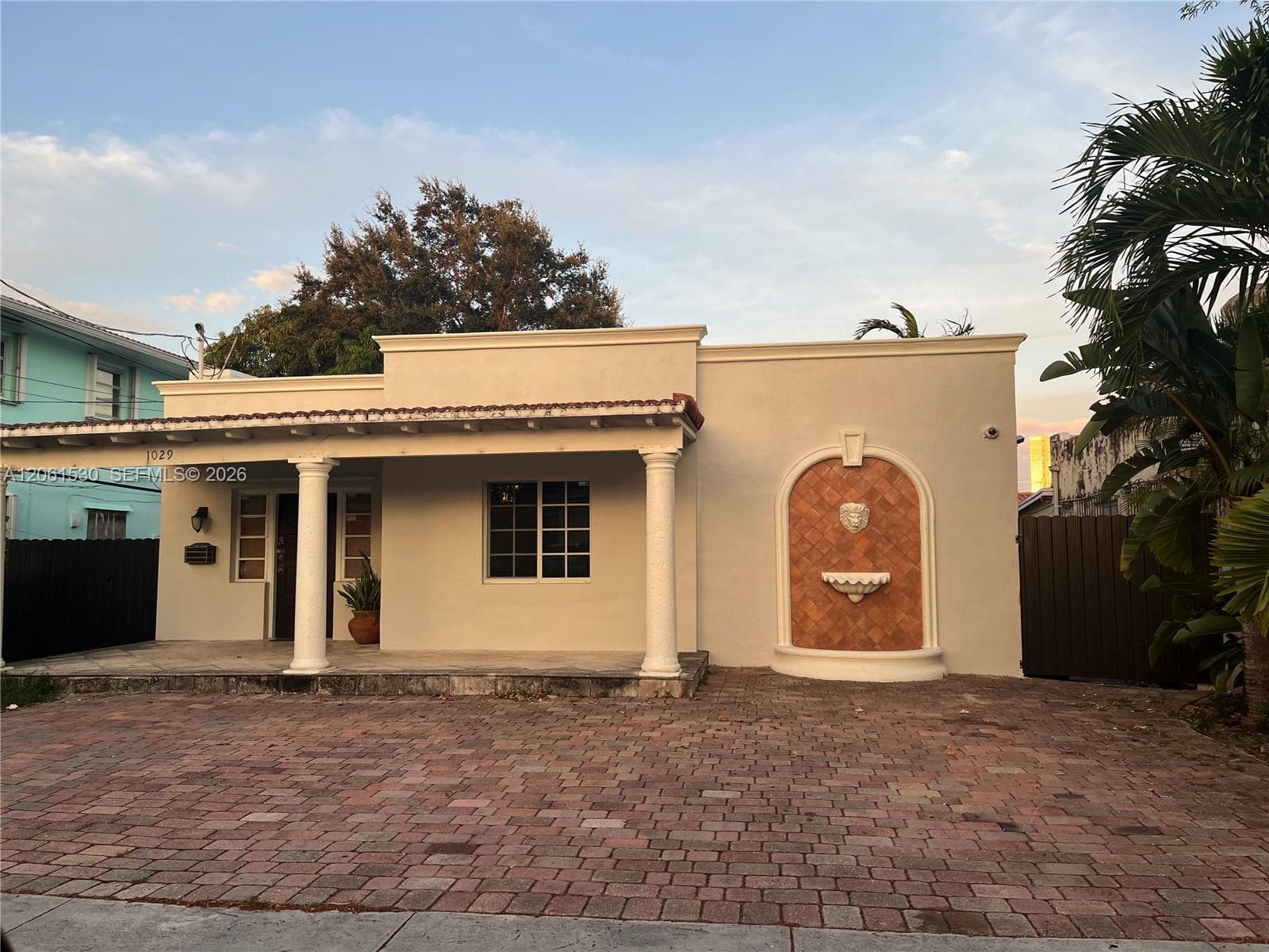 1029 SW 10th Ave, Miami FL 33130