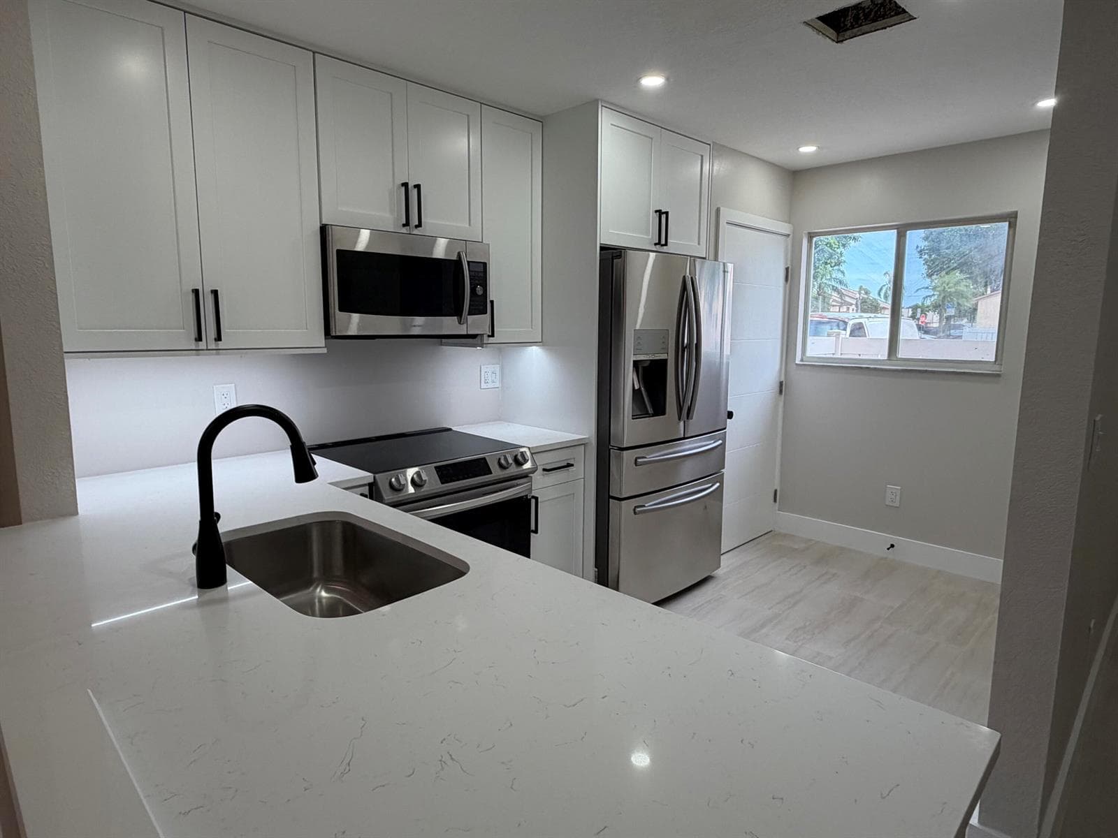 6631 Winfield Boulevard # 6, Margate FL 33063 photo 3
