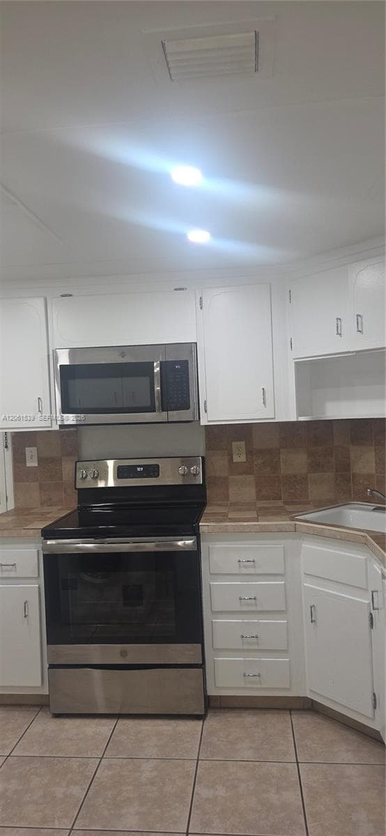 4010 Galt Ocean Dr # 716, Fort Lauderdale, FL 33308 photo 3