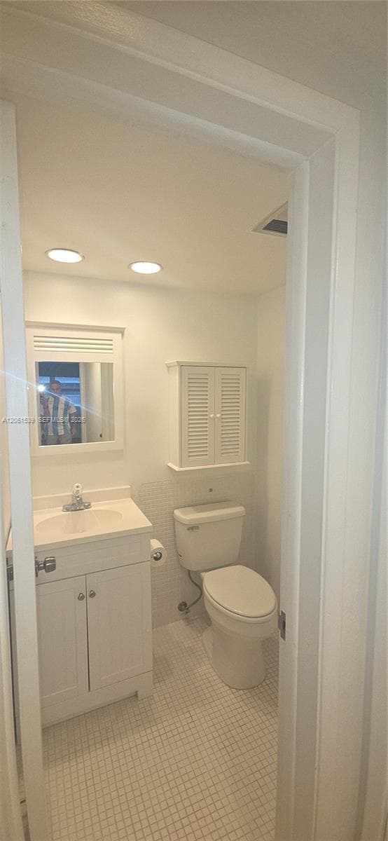4010 Galt Ocean Dr # 716, Fort Lauderdale, FL 33308 photo 4