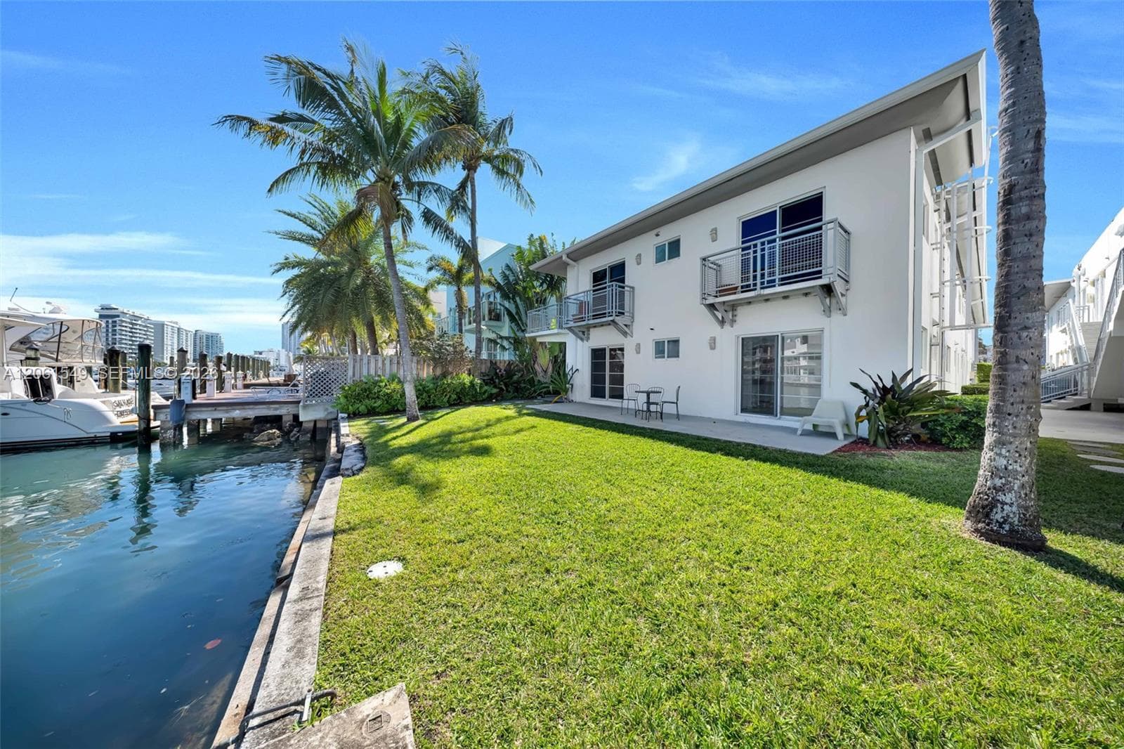 6905 Bay Dr # 16, Miami Beach FL 33141