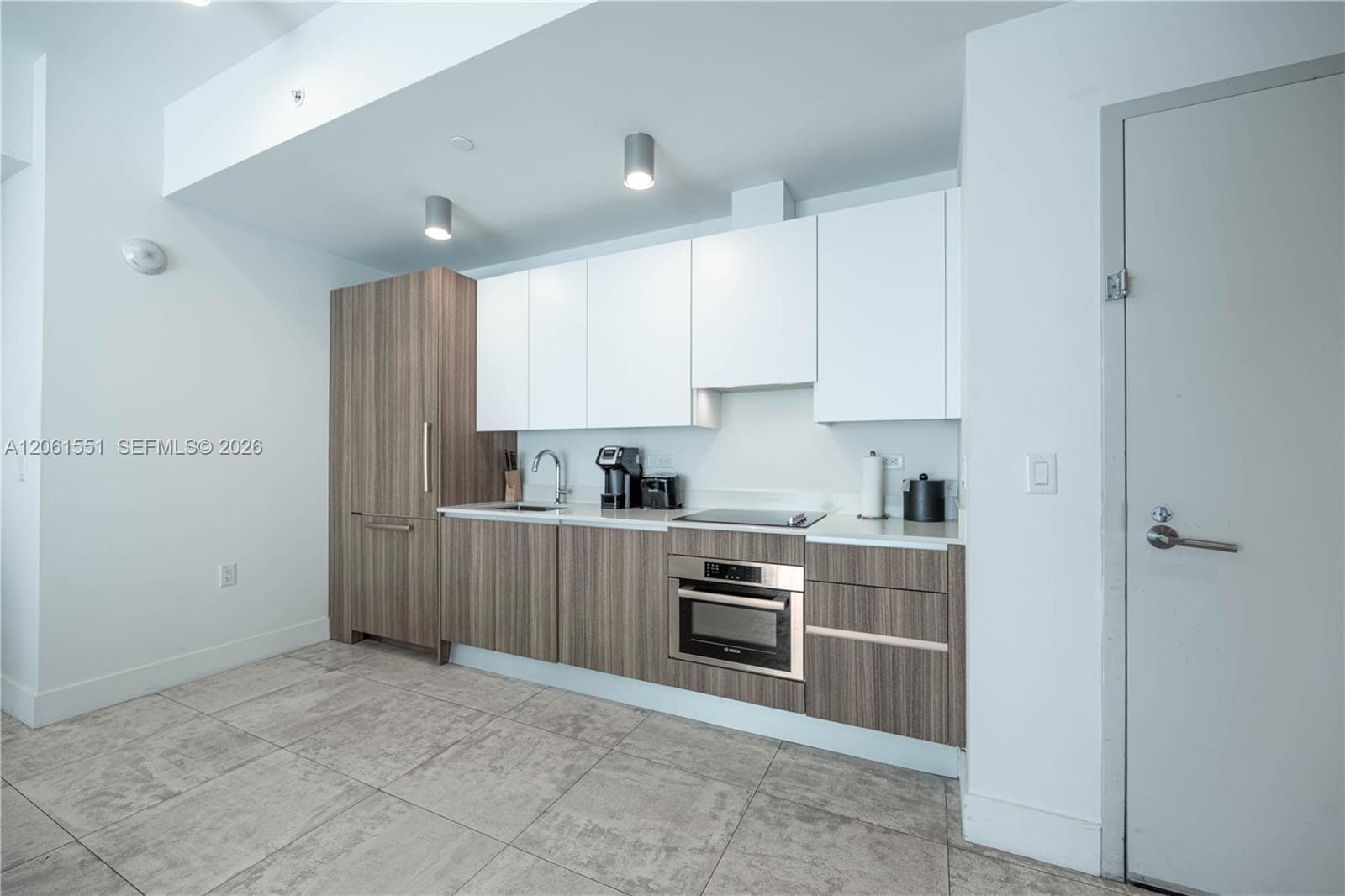 239 SW 9th St # 2103, Miami FL 33130 photo 4