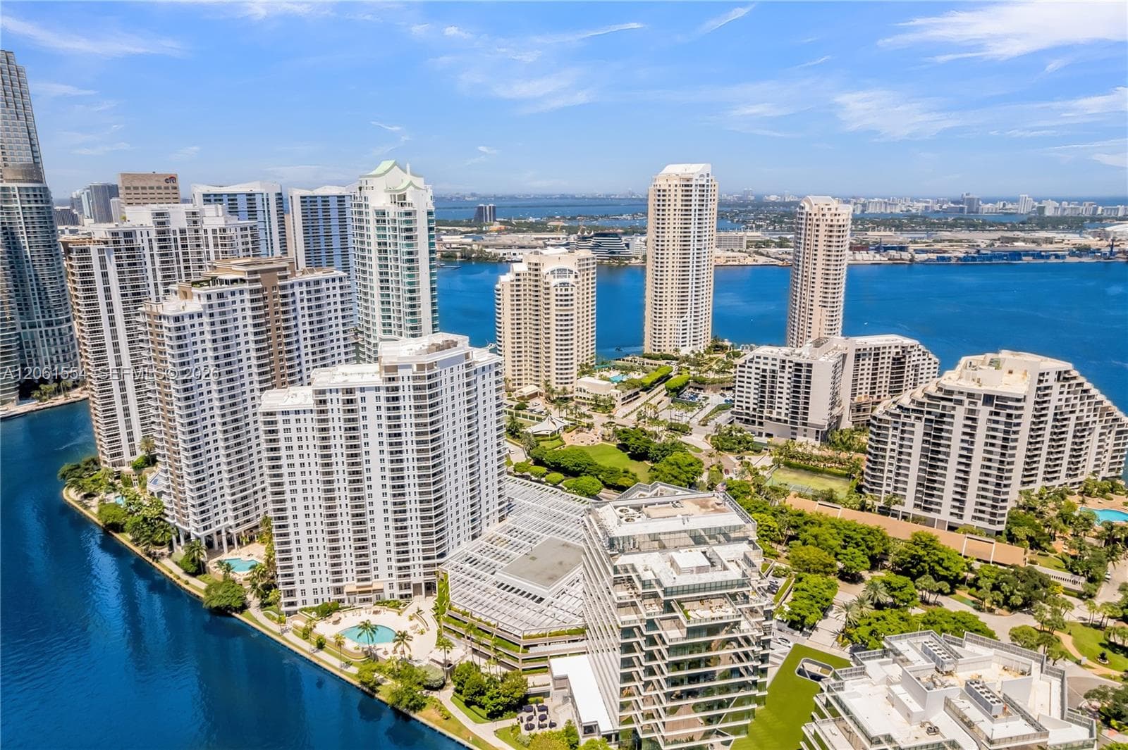 888 Brickell Key Dr # 508, Miami FL 33131 photo 5