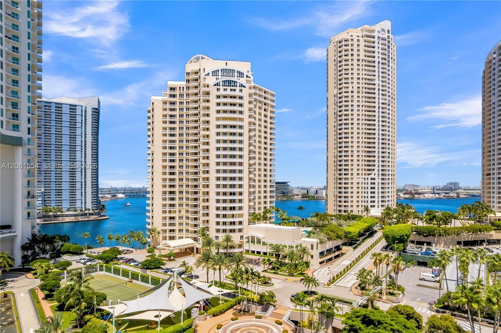 888 Brickell Key Dr # 508, Miami FL 33131 photo 4
