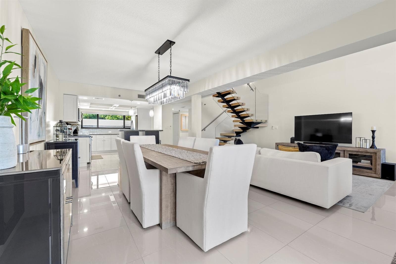 665 SE 21st Avenue # 104, Deerfield Beach FL 33441 photo 4