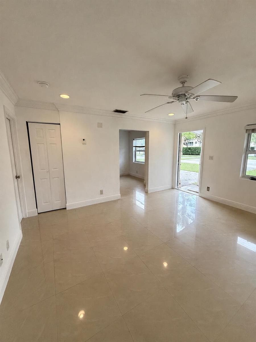 101 SW 3rd Avenue, Boca Raton FL 33432 photo 2