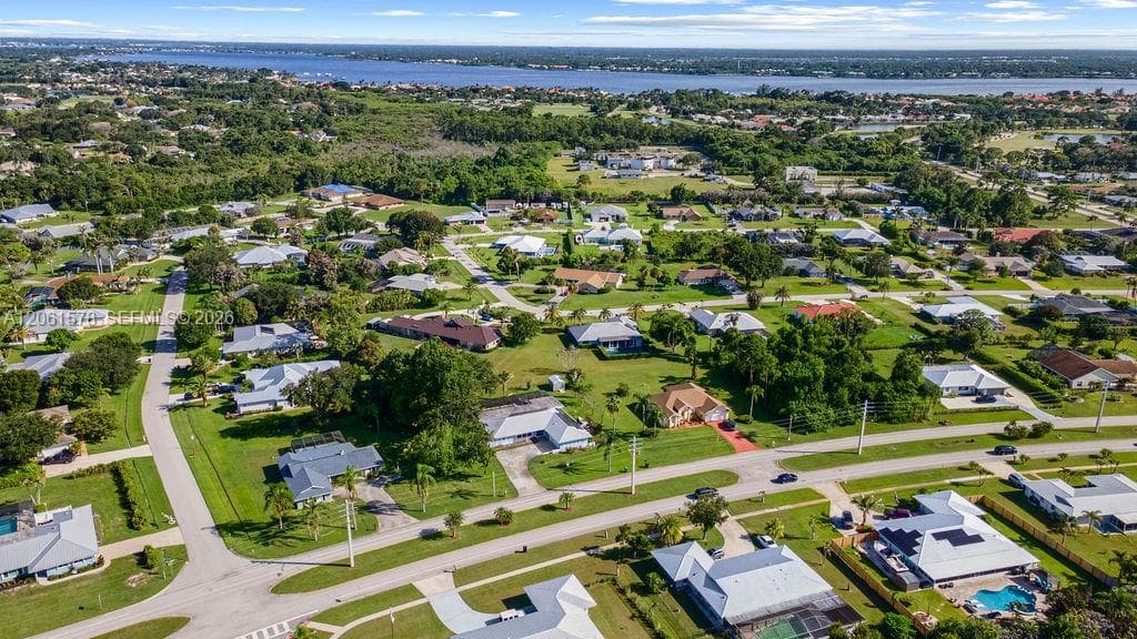 1786 SE Westmoreland Blvd, Port St. Lucie FL 34952 photo 3