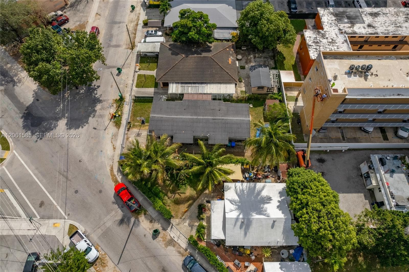 1552 NW 15th Ave, Miami FL 33125 photo 5