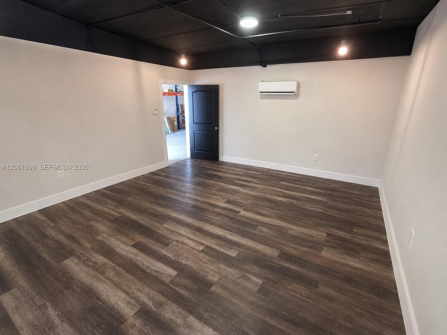 2355 NW 70th Ave # 9, Miami FL 33122 photo 2