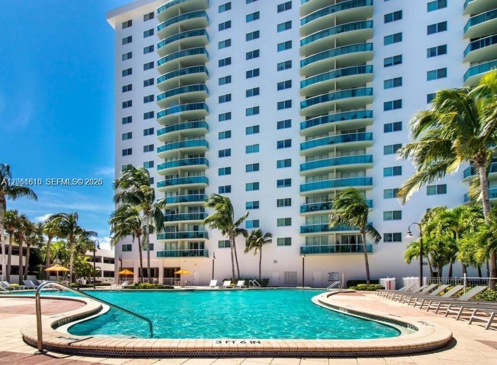19390 Collins Ave # 308, Sunny Isles Beach FL 33160 photo 2