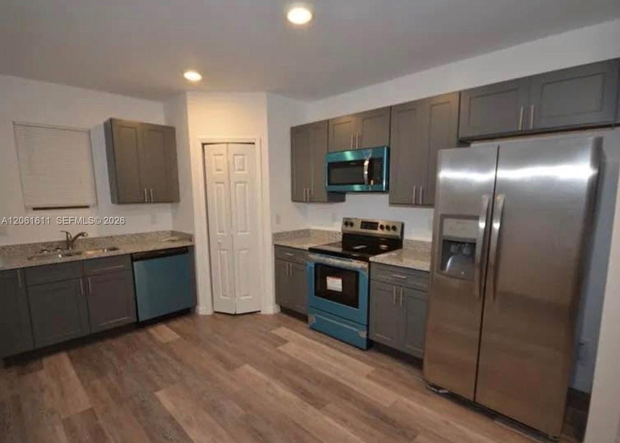 2221 Carver Ave, Fort Myers FL 33916 photo 3