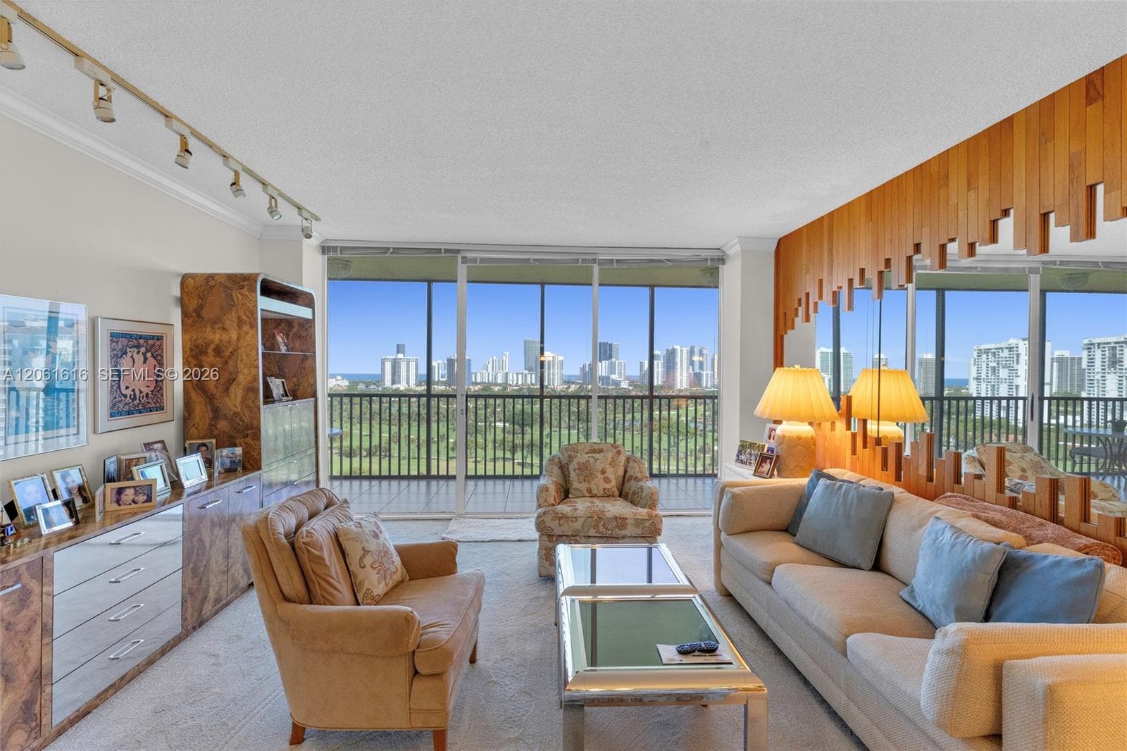20335 W Country Club Dr # 1806, Aventura FL 33180 photo 4
