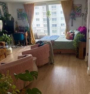 345 Ocean Dr # 718, Miami Beach, FL 33139 photo 4