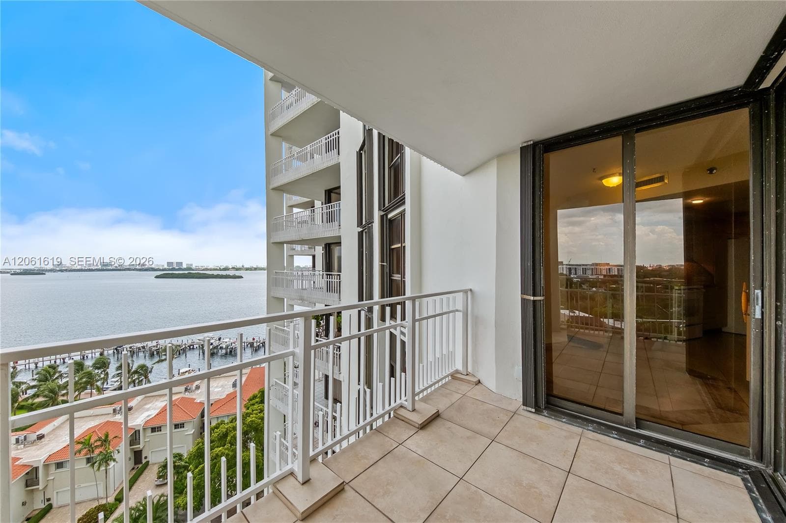 4000 Towerside Ter # 1405, Miami FL 33138 photo 3