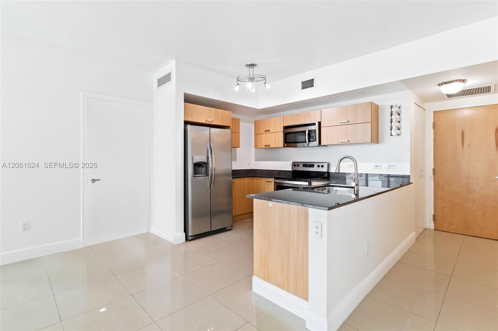 350 S Miami Ave # 1805, Miami FL 33130 photo 3