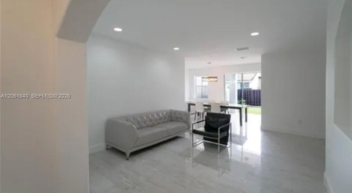 11022 NW 48th Ln, Doral FL 33178 photo 5