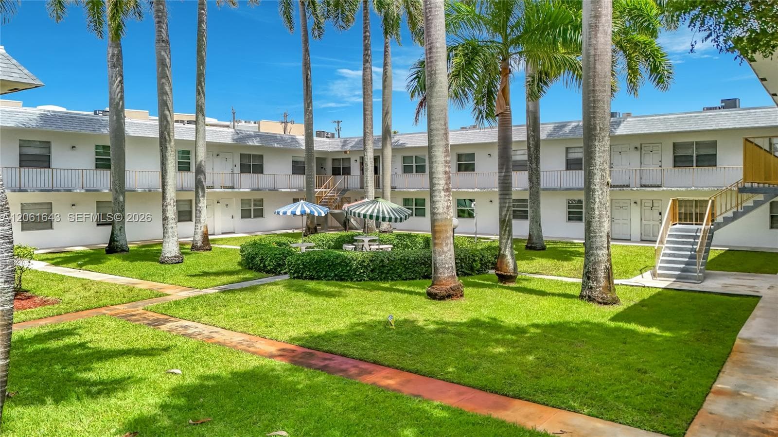 6211 SW 37th St # 108, Davie FL 33314