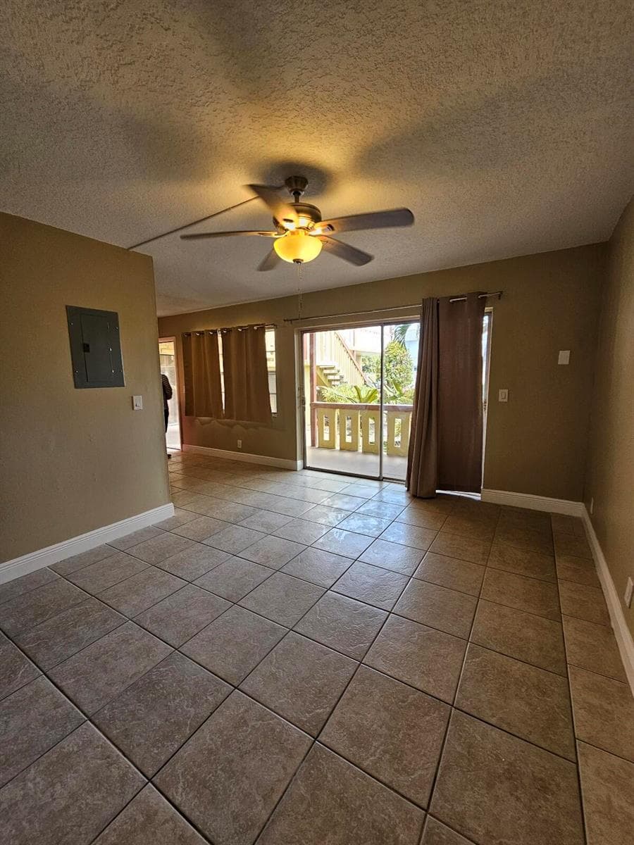 1200 W Blue Heron Boulevard # 5, Riviera Beach FL 33404 photo 5