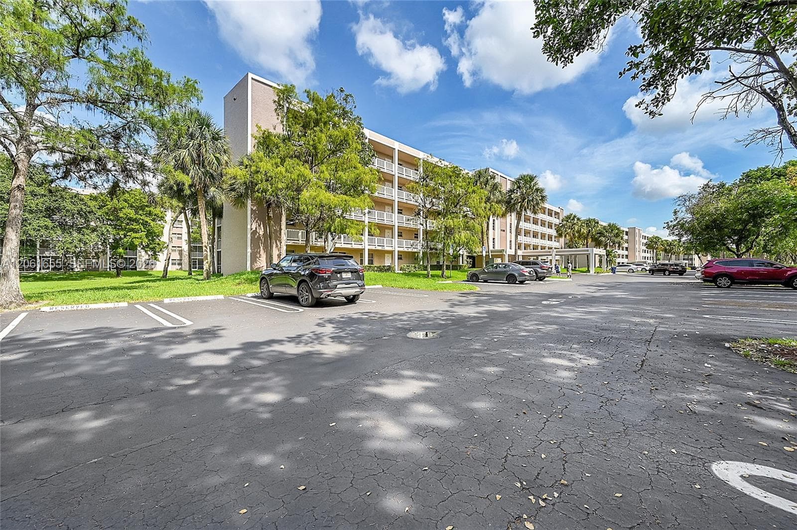 1100 NW 87th Ave # 401, Coral Springs FL 33071 photo 3