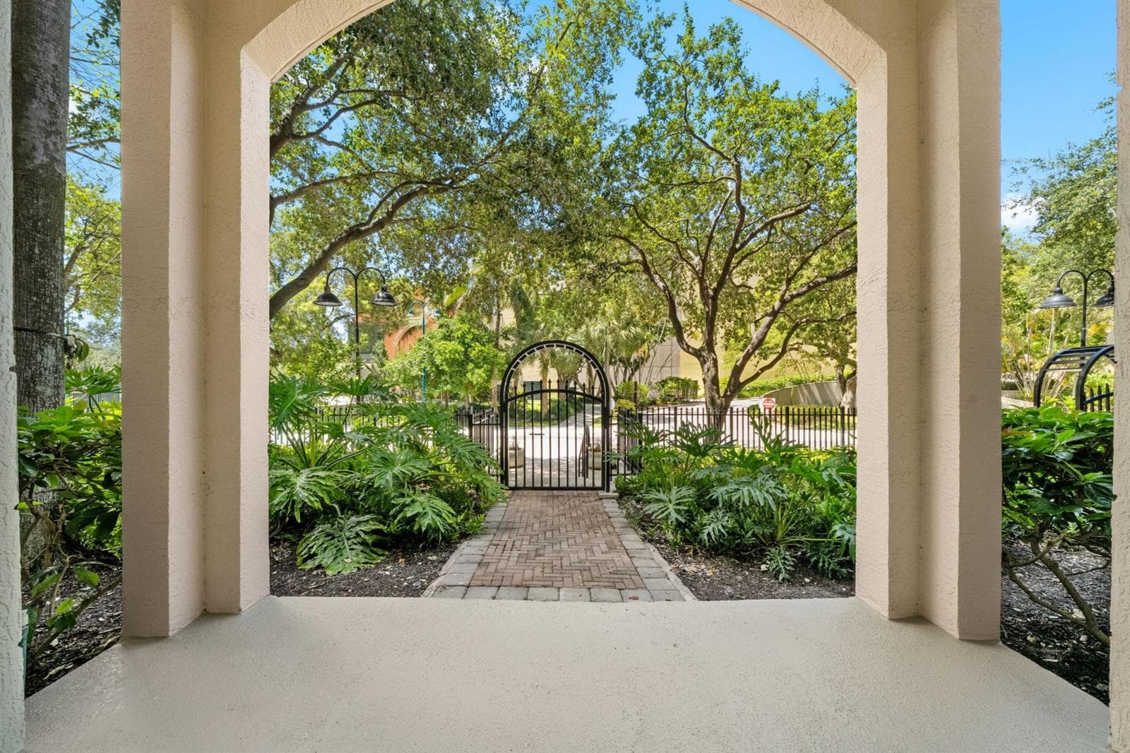 610 W Las Olas Boulevard # 115N, Fort Lauderdale FL 33312 photo 2