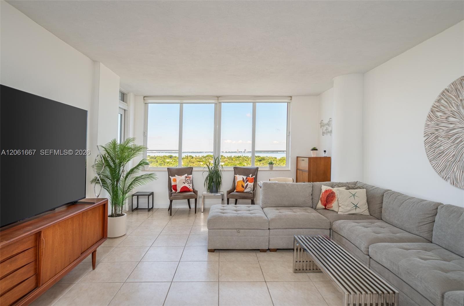 5005 Collins Ave # 1506, Miami Beach FL 33140 photo 2