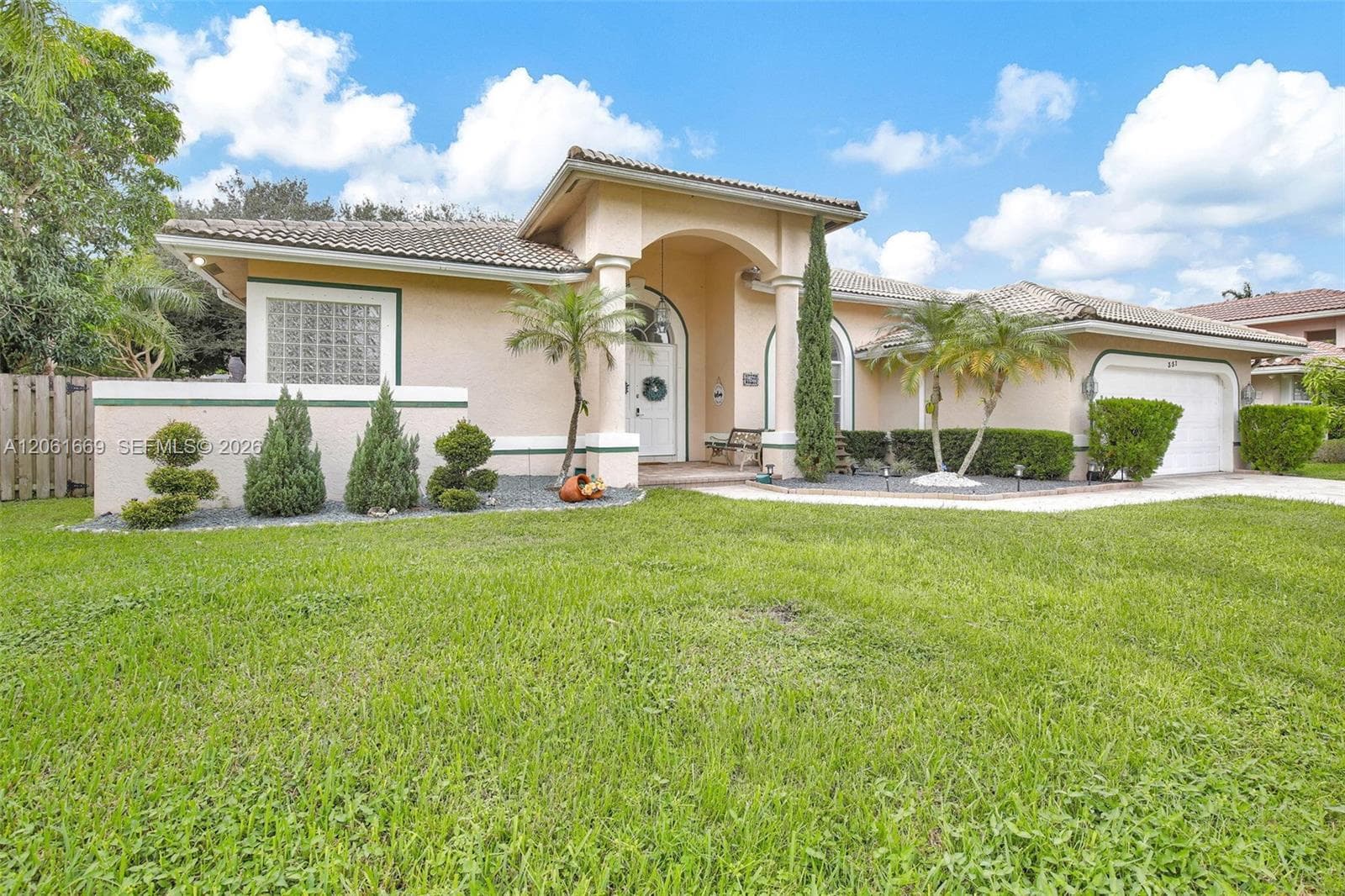351 NW 110th Ave, Plantation FL 33324 photo 3