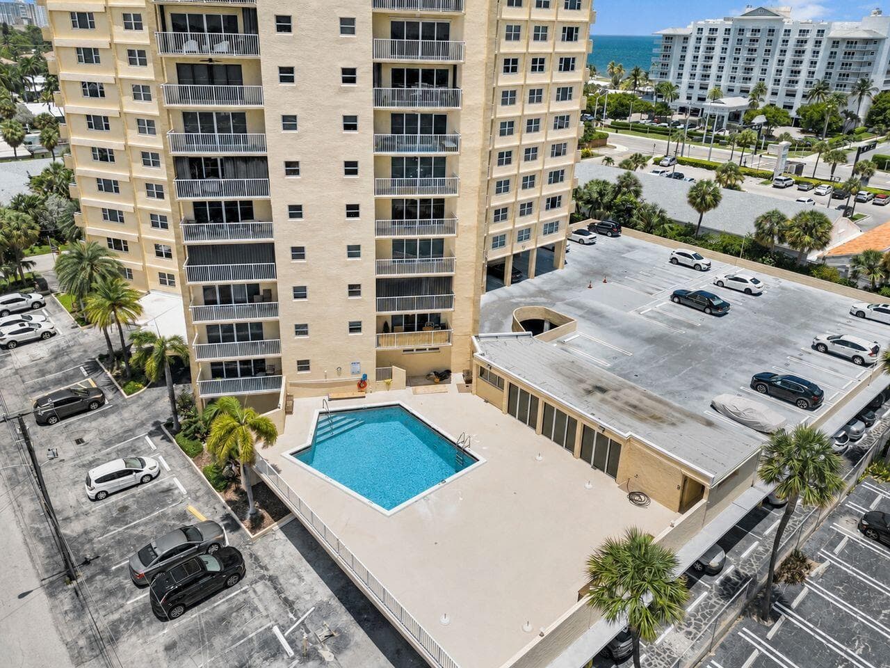 1200 HIBISCUS Avenue # 1406, Pompano Beach FL 33062 photo 3