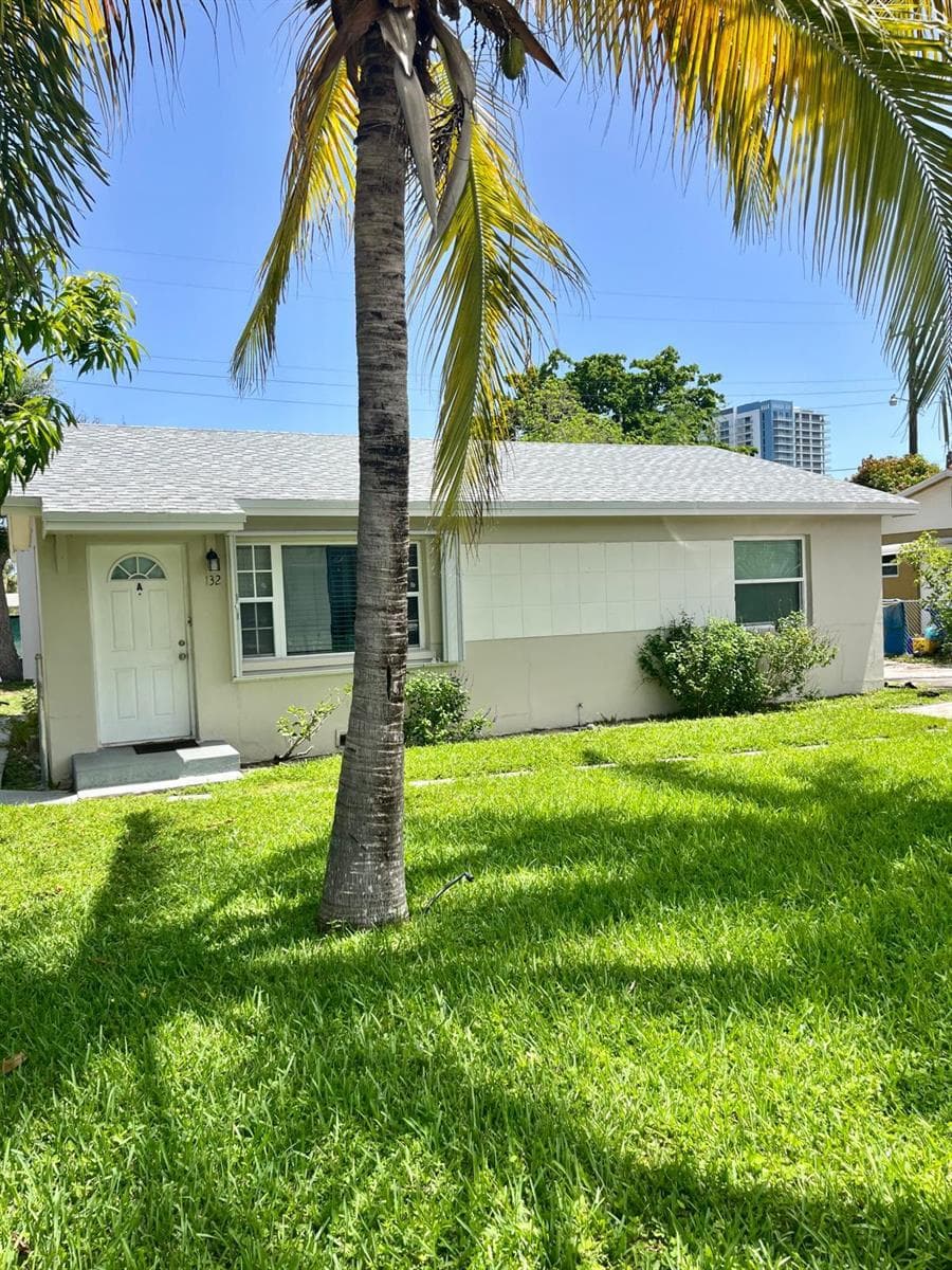 132 W 35th Street Unit b, Riviera Beach FL 33404