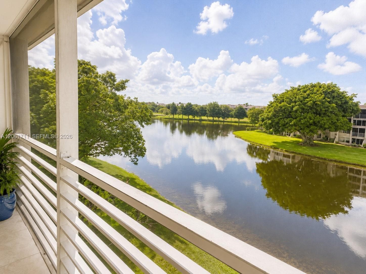 9420 Poinciana Pl # 417, Davie FL 33324