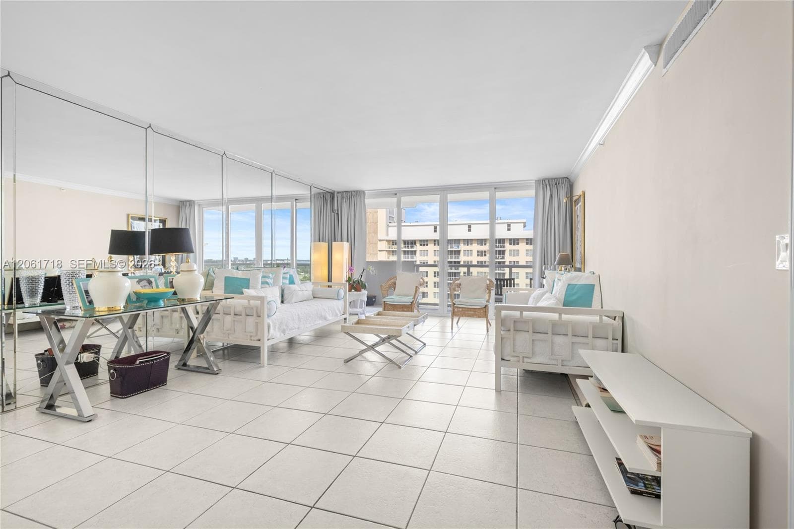5601 Collins Ave # 1515, Miami Beach FL 33140 photo 3
