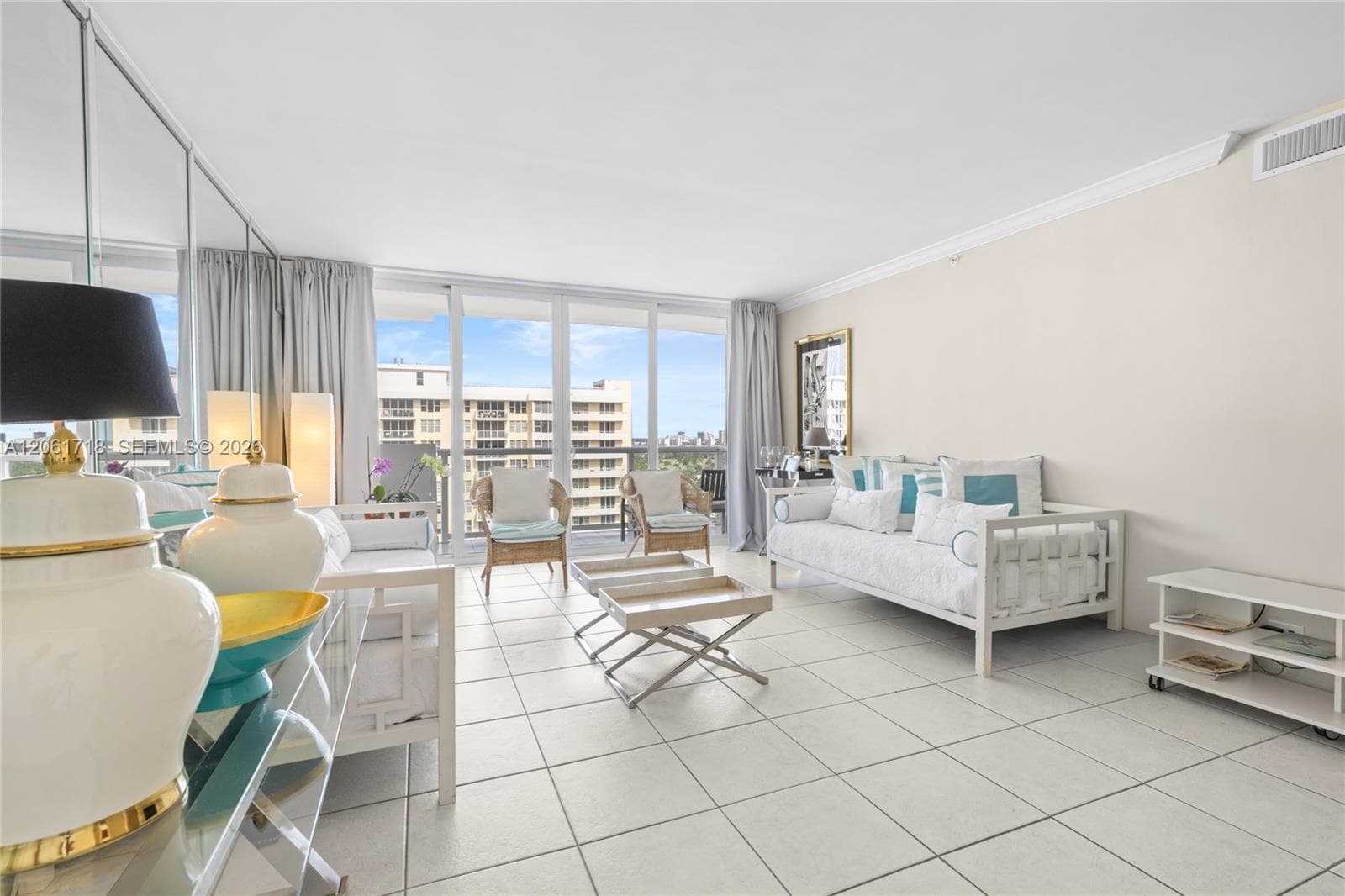 5601 Collins Ave # 1515, Miami Beach FL 33140 photo 4