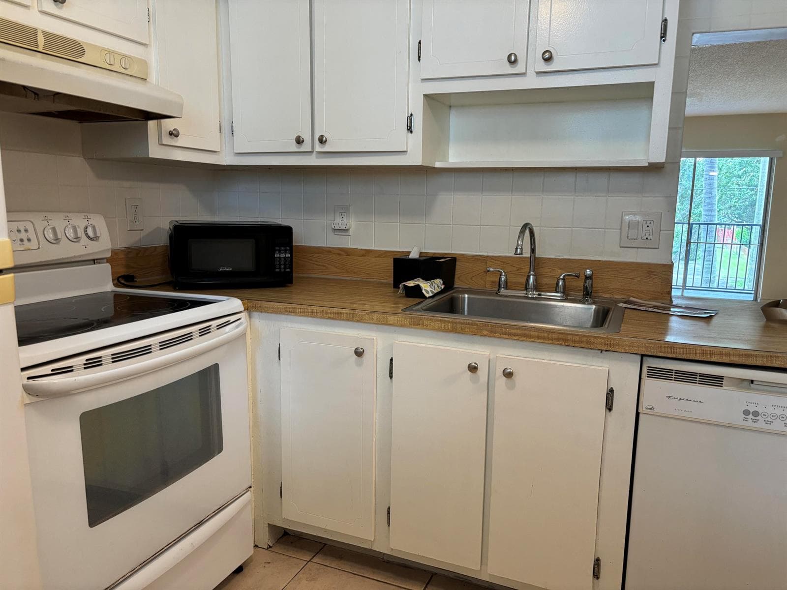 7501 NW 16th Street # 3207, Plantation FL 33313 photo 2