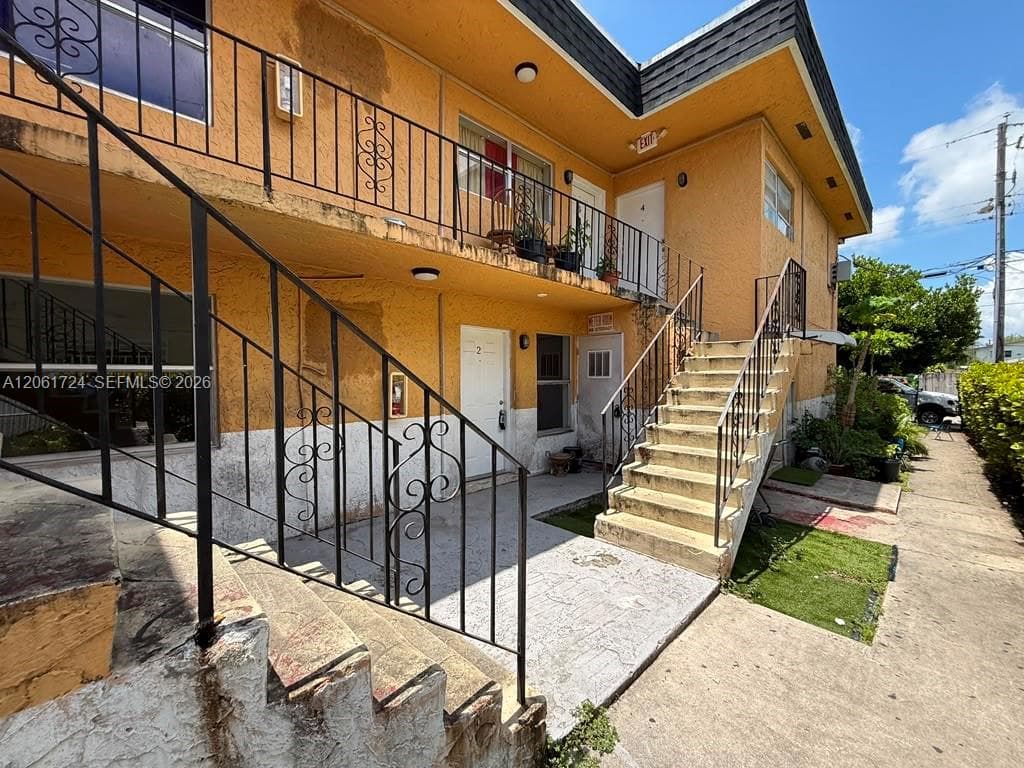 3045 NW 21st Ct # 2, Miami FL 33142