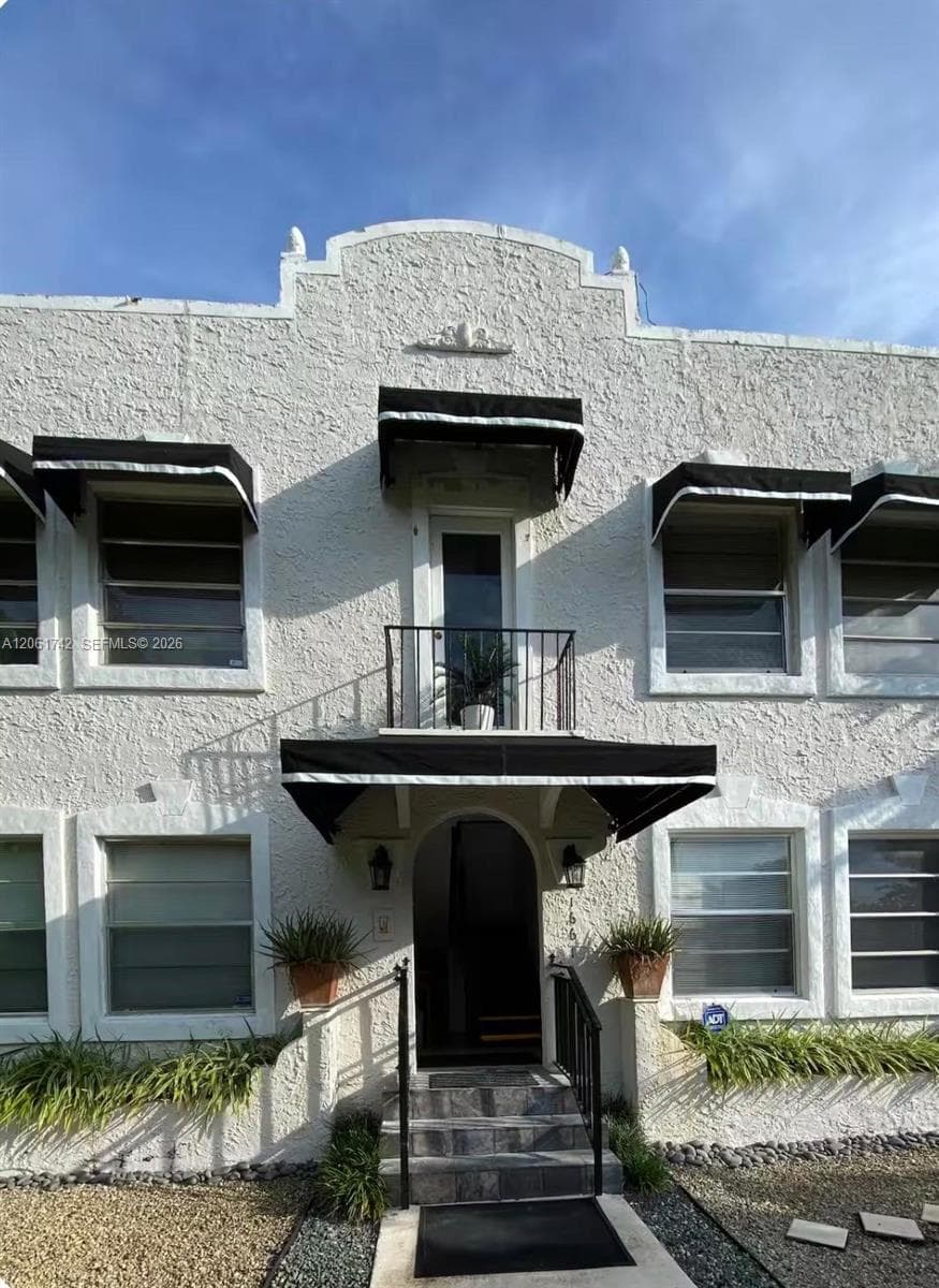 1661 SW 13th St # 3, Miami, FL 33145 photo 2