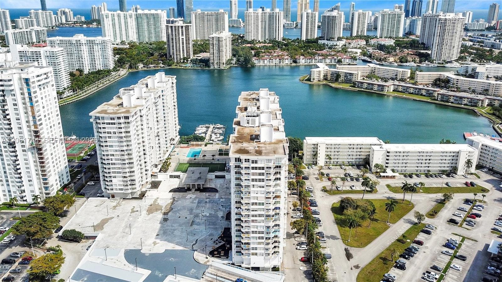 18051 Biscayne Blvd # 801, Aventura FL 33160