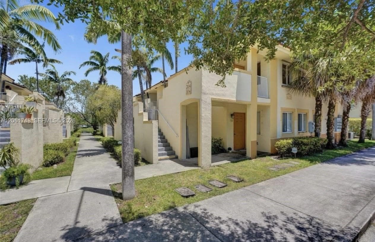 6235 SW 47th Mnr # 204, Davie FL 33314