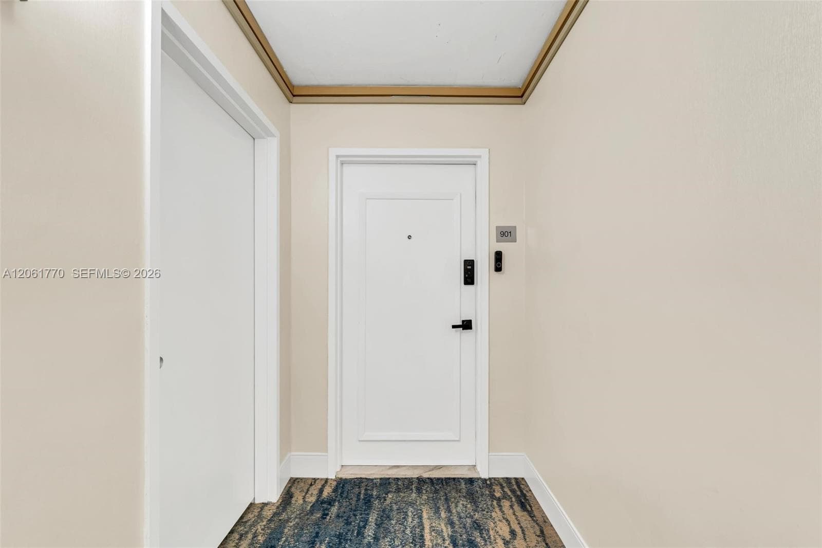18071 Biscayne Blvd # 901, Aventura FL 33160 photo 2