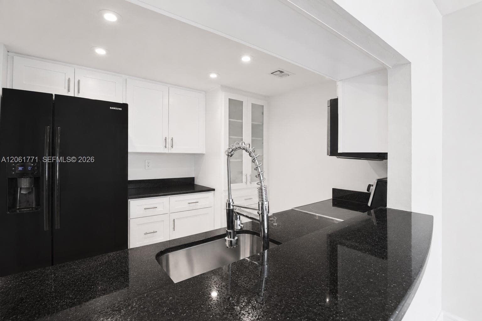7601 E Treasure Dr # 1809, North Bay Village FL 33141 photo 5