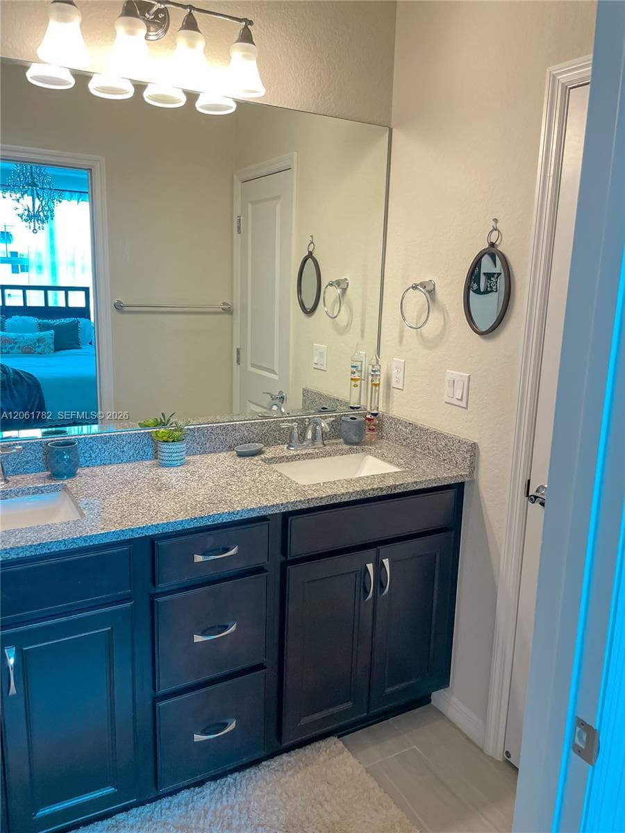 5100 Eucalyptus Dr # 2, Hollywood FL 33021 photo 3
