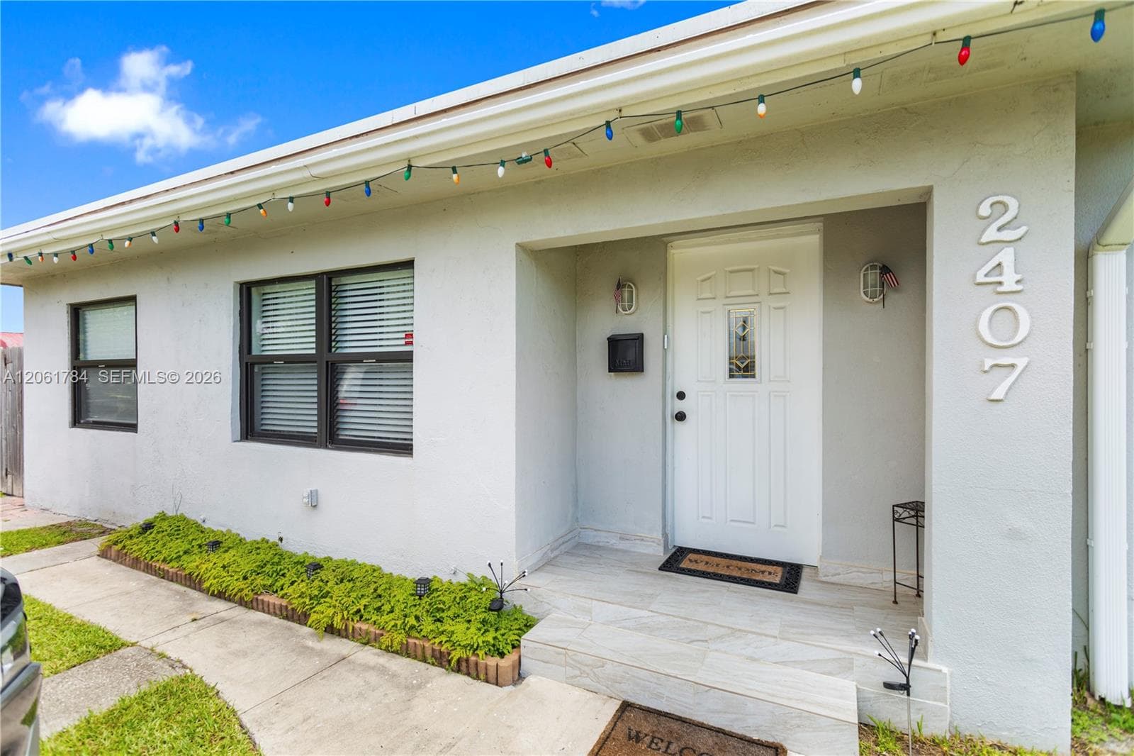 2407 Dewey St, Hollywood FL 33020 photo 3