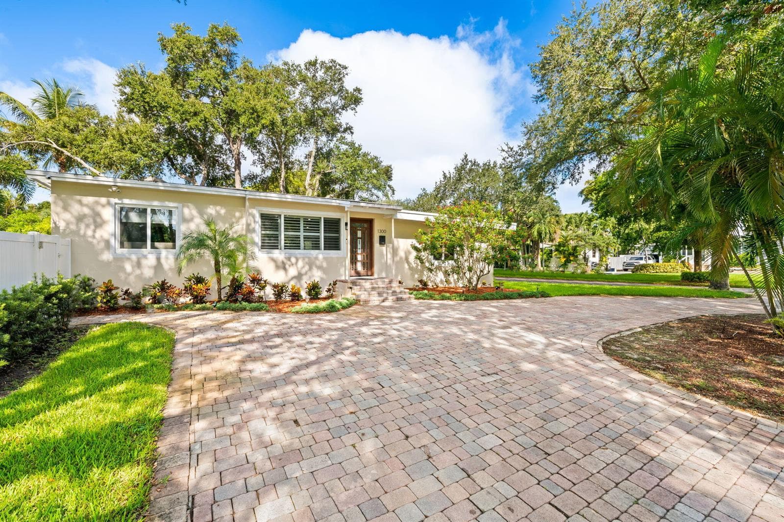 1300 SW 17th Street, Fort Lauderdale FL 33315 photo 3