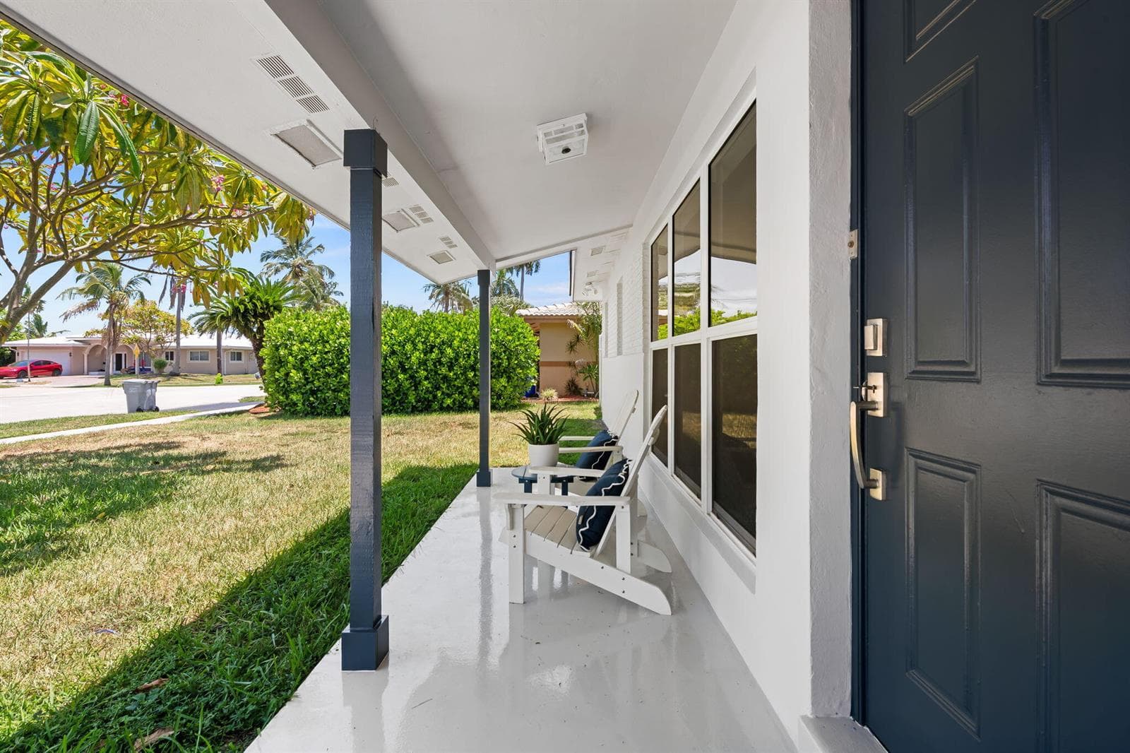 580 SE 5TH Street, Pompano Beach FL 33060 photo 2