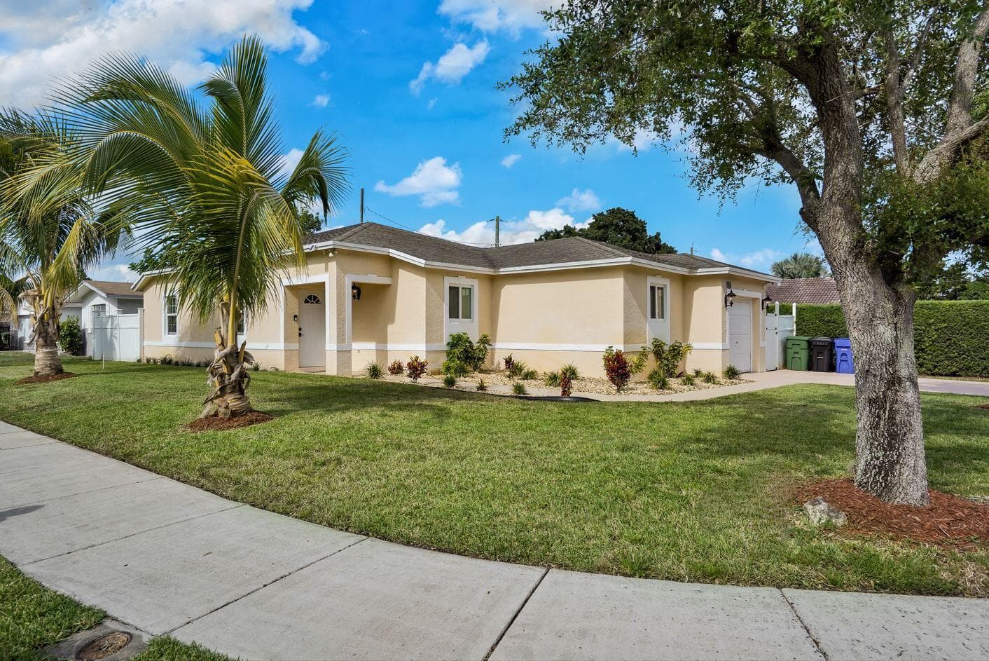 3021 NW 21st Court, Fort Lauderdale FL 33311 photo 2