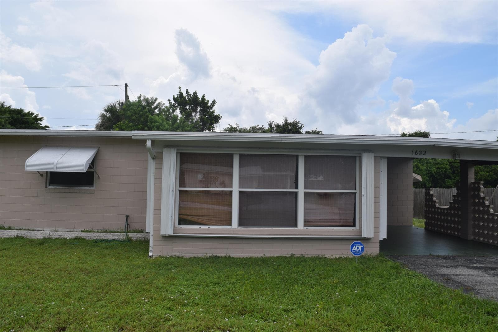1622 NE Maureen Court, Jensen Beach FL 34957