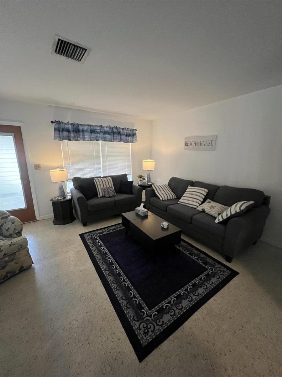1622 NE Maureen Court, Jensen Beach FL 34957 photo 4