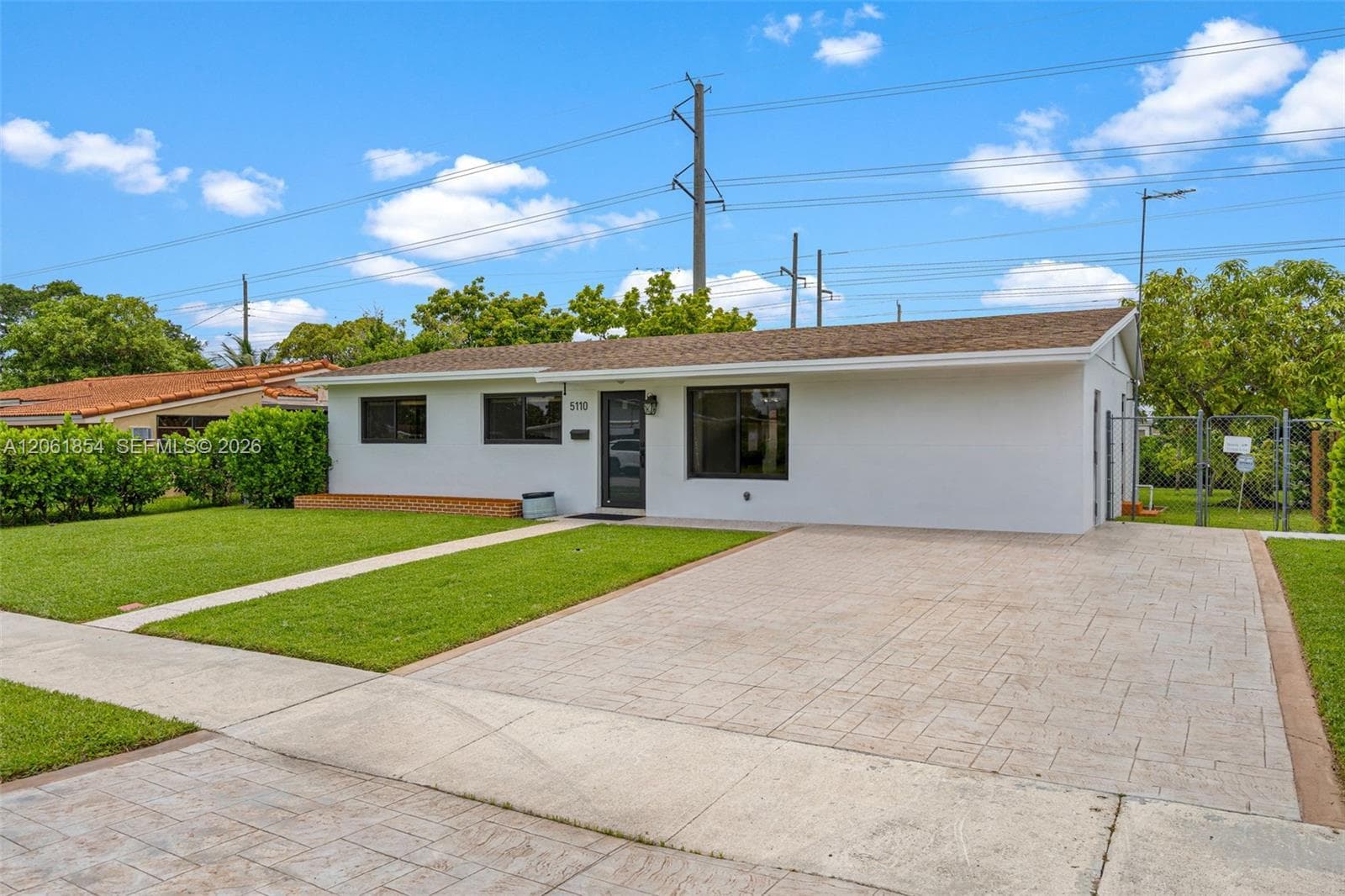 5110 SW 106th Ave, Miami FL 33165 photo 2