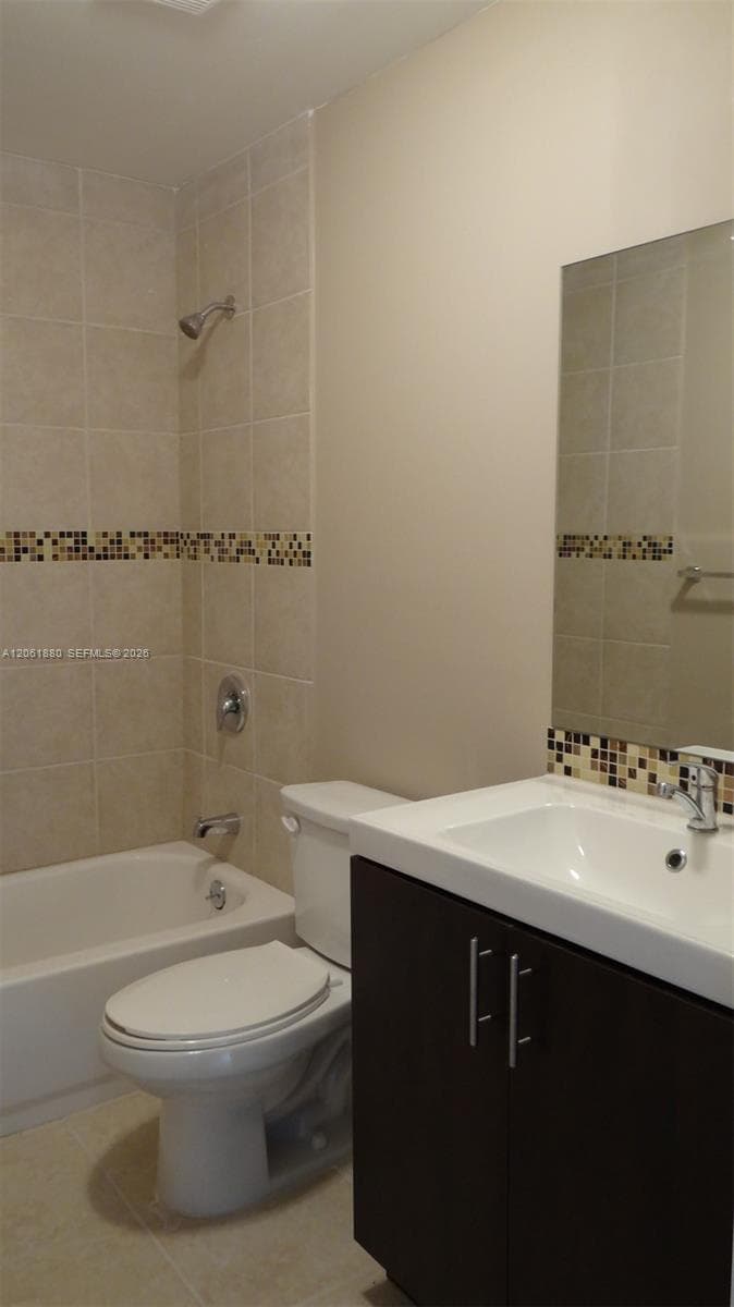 1469 SW 5th St # 1, Miami, FL 33135 photo 3